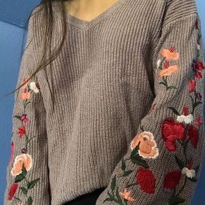AE EMBROIDERED SWEATER